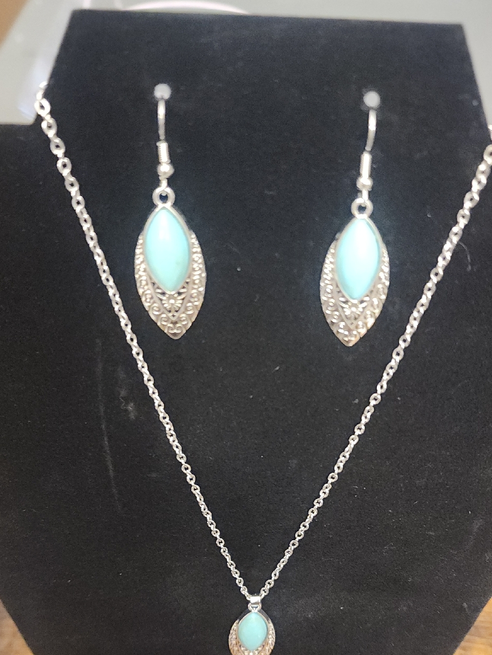 1 Set Vintage Style Antiqued Silver Jewerly Set WithTurquoise Inlay Asymmetrical